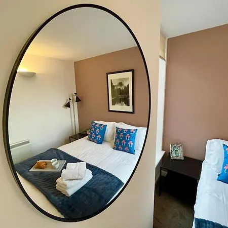 Spacious 2 Bedroom Apartment With Parking Nottingham Buitenkant foto